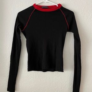 Brandy Melville Long Sleeve Top Black-Red Small